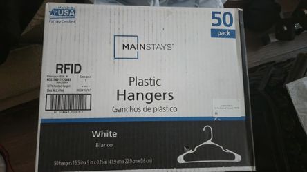 Brand New Box Of 50 Hangars White