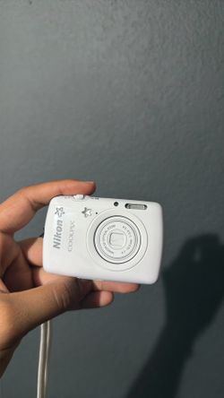 Nikon coolpix S01