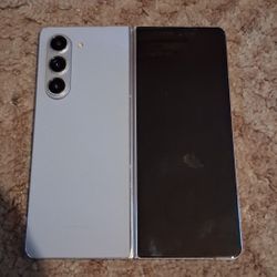 Samsung Z Fold5 