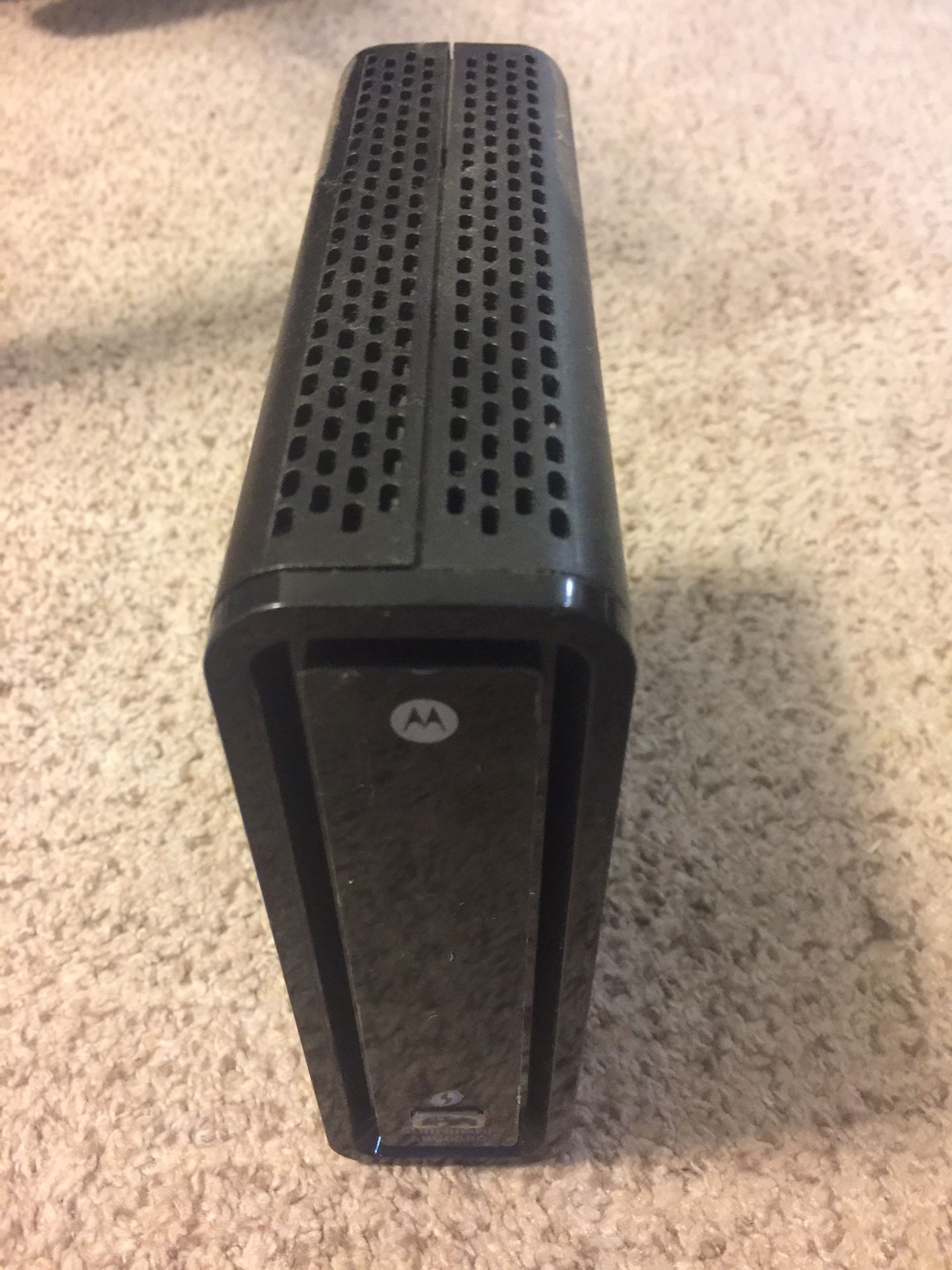 Motorola Surfboard SBG6580 Wireless Cable Modem