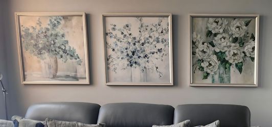 Wall decor ($60 - 3)