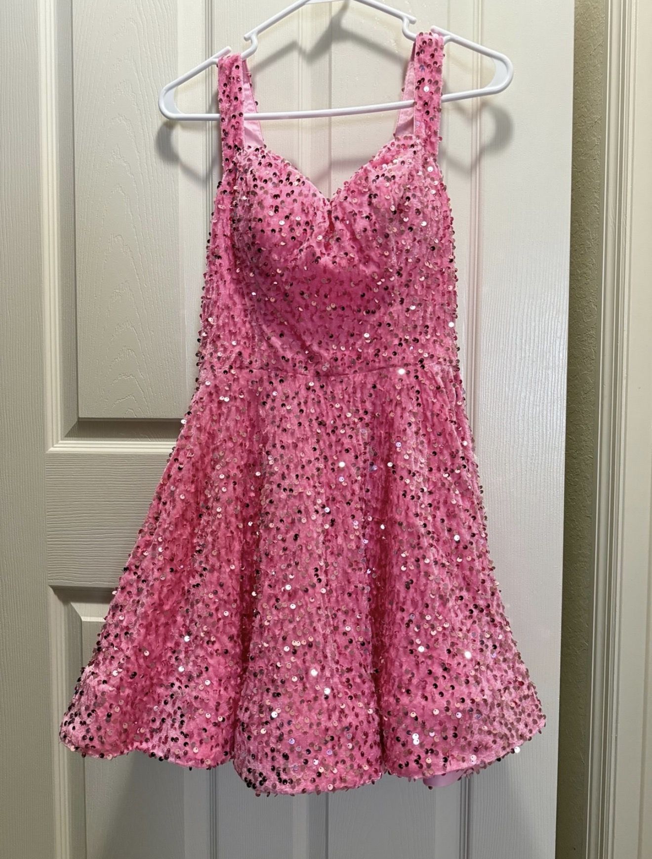 New!! Molisa Sparkly Sequin Dresses for Teens Flowy Spaghetti Straps A-line Short with Pockets Size 4 Color: dark pink as shown in the first photo.