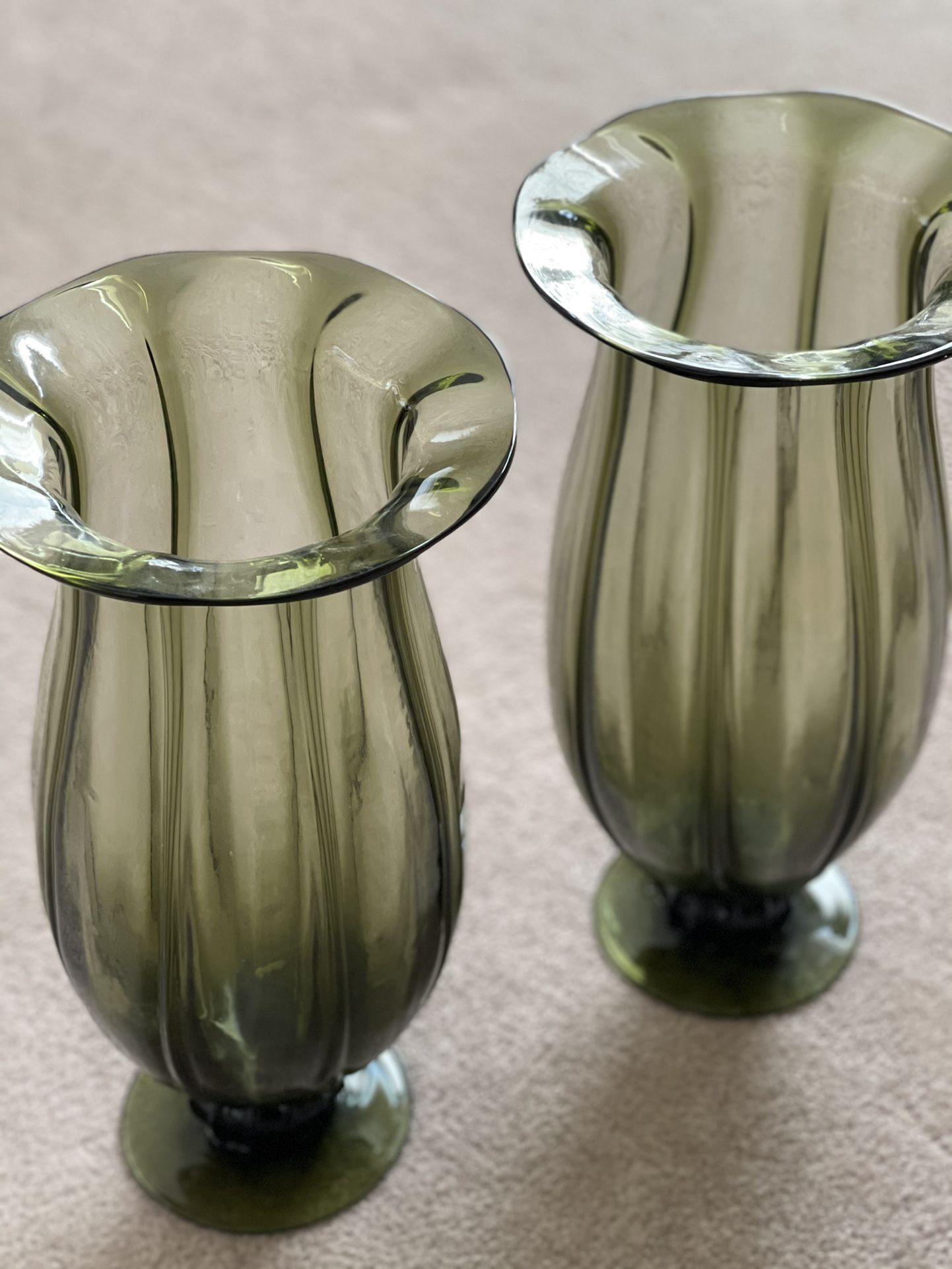 VINTAGE Tall Green Gorgeous Vase / Candleholder