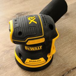 Dewalt 20v Orbital Palm Sander Brushless XR With Variable Speed Brand New Tool Only