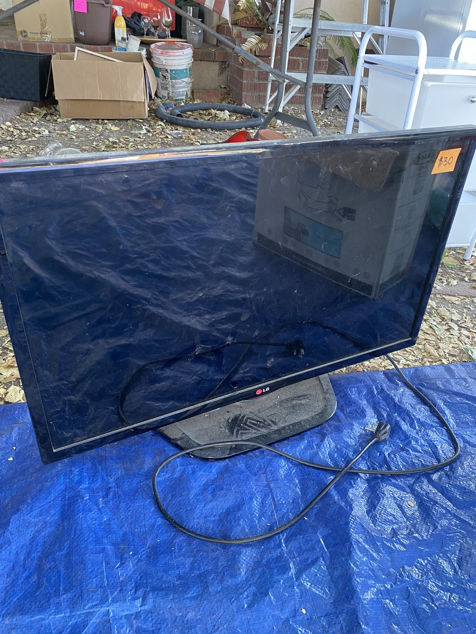 LG 30 Inch Tv