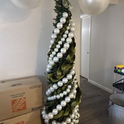large decorated tree