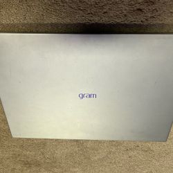 LG 17 Inch 17Z90P-N.APS5U1 Laptop 