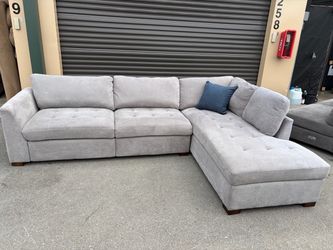 SectionalCouch