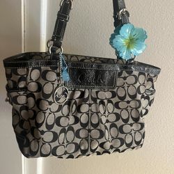Vintage coach purse 