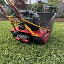 Mclane 25" reel mower