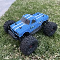 Arrma Granite 4x4 BLX 