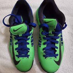 Mens NIKE shoes / size 8.5 / USED / $15