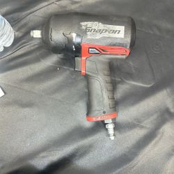 Snap On 1/2 Air Impact 