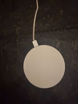 White Wireless Charging Pad with Cable