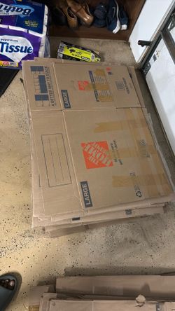 60 Used Home Depot Moving Boxes + 3 Wardrobe Boxes – $30