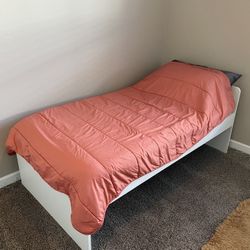 Twin Bed  With Out Mattress 