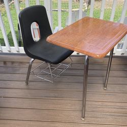 Classroom  desk w/chair, Adult Size