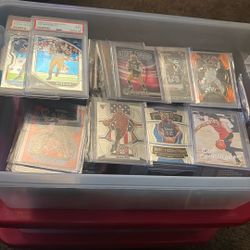 Lot Of Sports Card(basketball And Football)