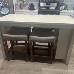 OFF WHITE/ CREAM KITCHEN ISLAND WITH STORAGE AND STOOLS