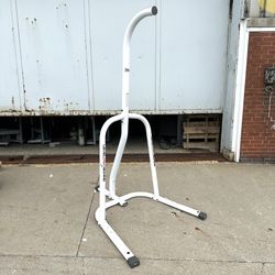 Everlast Punching Bag Metal Stand Hanging Mount Heavy Bag 100lb Heavy Duty Power Coated Steel