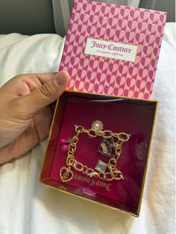 Juicy charm bracelet