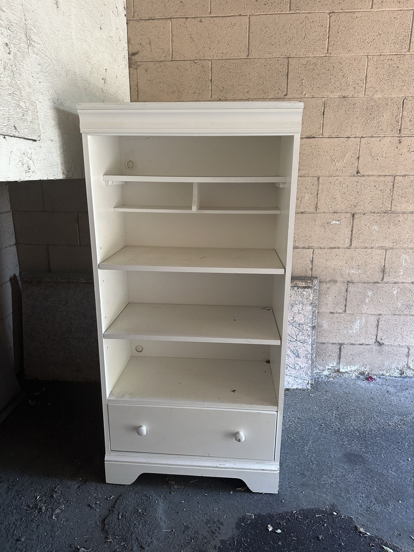 2 Wood Bookshelves 