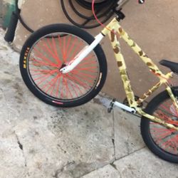 Blocks Flyer SE Bike