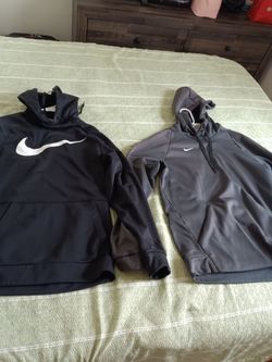 Nike Sweaters