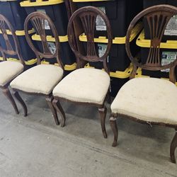 4 Vintage Chairs 