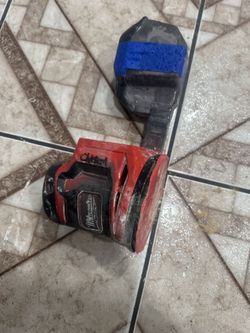 Milwaukee Sander