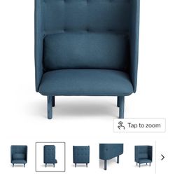 Privacy Lounge Chair