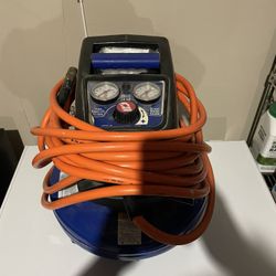 4 Gal Campbell Hausfeld Air Compressor