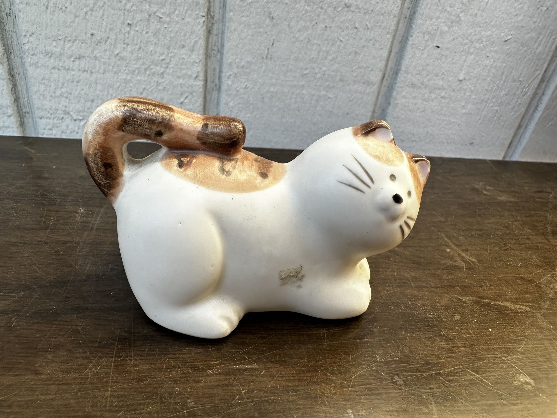 Vintage Round Faced Striped Takahashi Japan Ceramic Cat