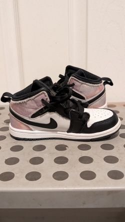 Nike Jordan Preschool 1 Mid pink black 