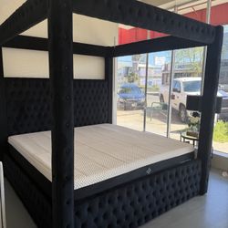 Bedroom Set Available & Camas & Recamaras Disponibles 