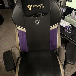 Secret Lab Titan Evo KDA XL Edition