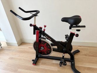 **RELIFE (Rebuild Your Life) indoor cycling / spin bike