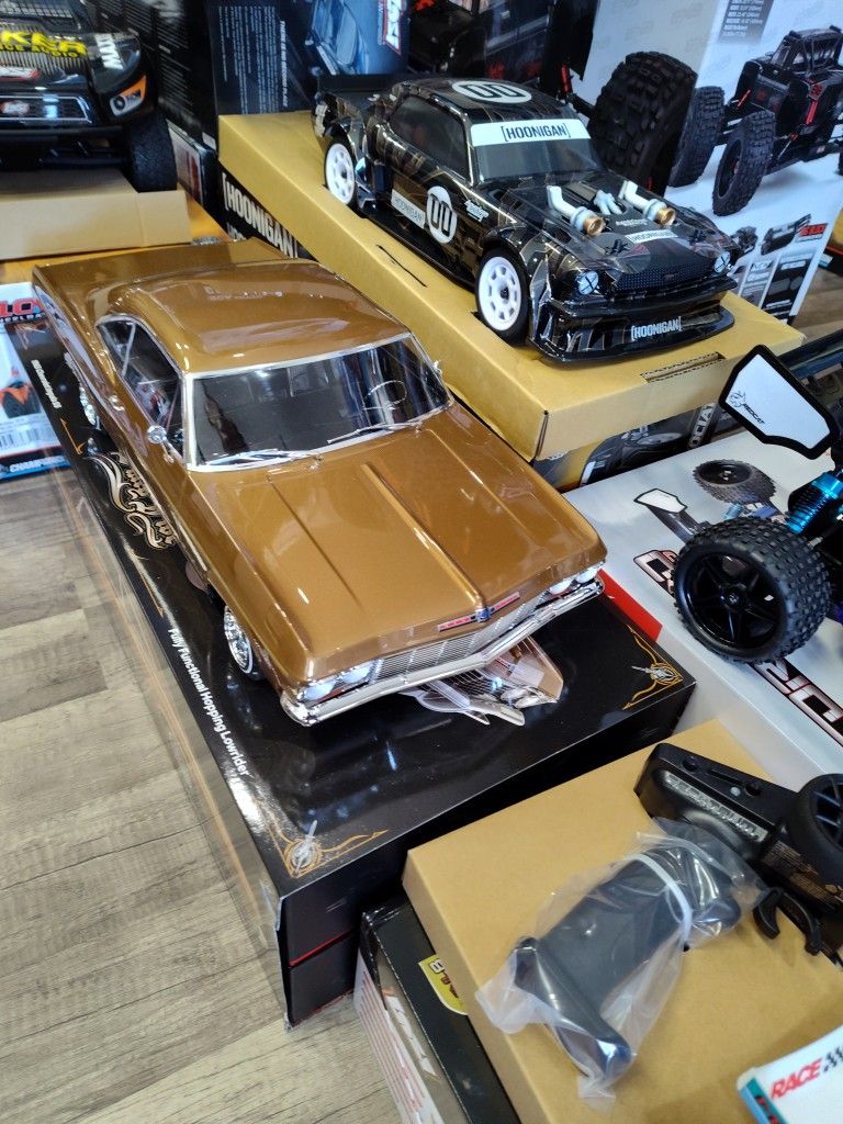 Redcat Racing Chevy Impala 1965 RC Lowrider Brand New In A Box $549 Plus Tax