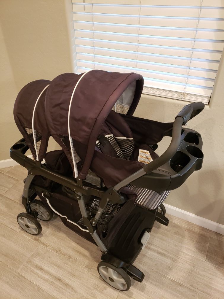 Graco Ready2Grow Sit n Stand Double Stroller