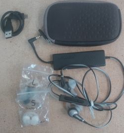 Bose QC20i Noise Canceling Earbuds