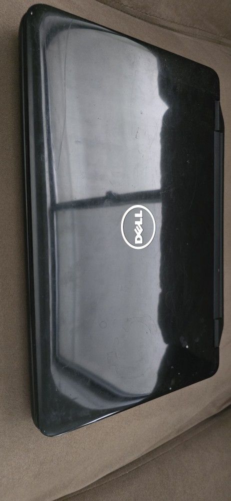 3 Laptops For Parts 