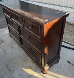 Wooden Drawer Dresser