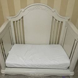 Convertible Crib