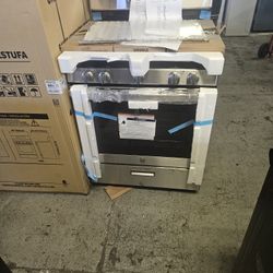  Gas Range - Address 2829 North Main Street