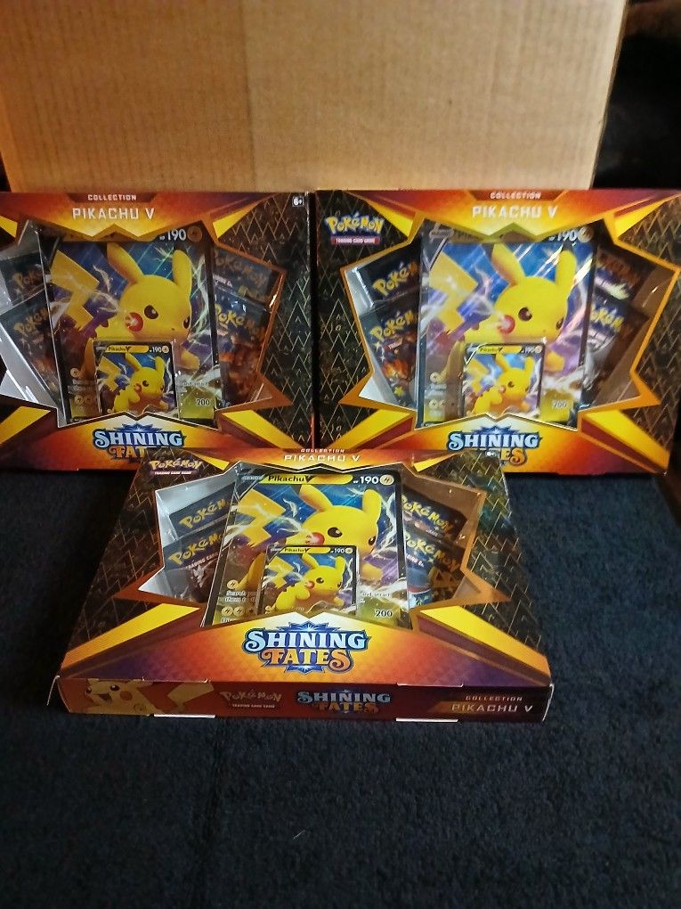 Pokémon Tcg: Shining Fates Collection Pikachu V Box