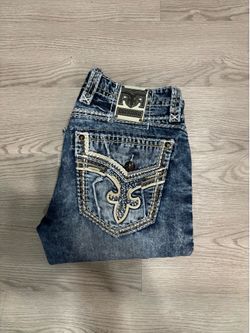 Rock revival 34