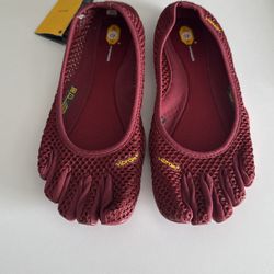 Five Fingers Shoes Womens Size 8-8.5