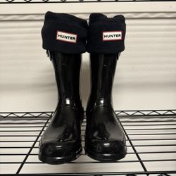 Hunter Black Rain Boots w/ Fleece Cuff