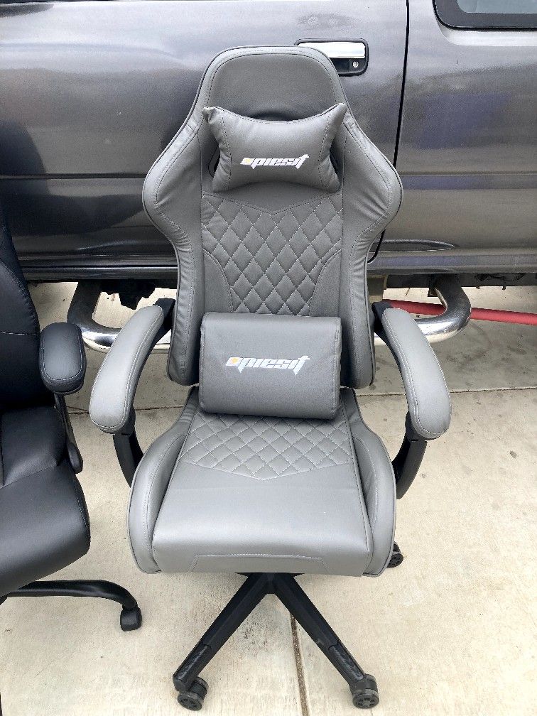 Piesit Brand New Gaming Chair