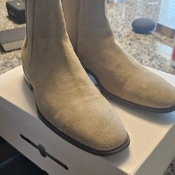 Aldo Chelsea Boots Size 10